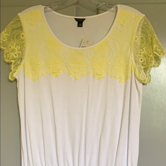 🛍 2 for $20 NWT Ann Taylor Top - Picture 1 of 3
